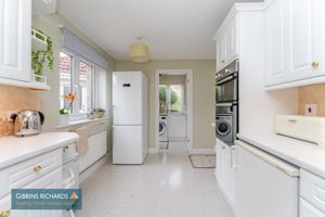Kitchen- click for photo gallery